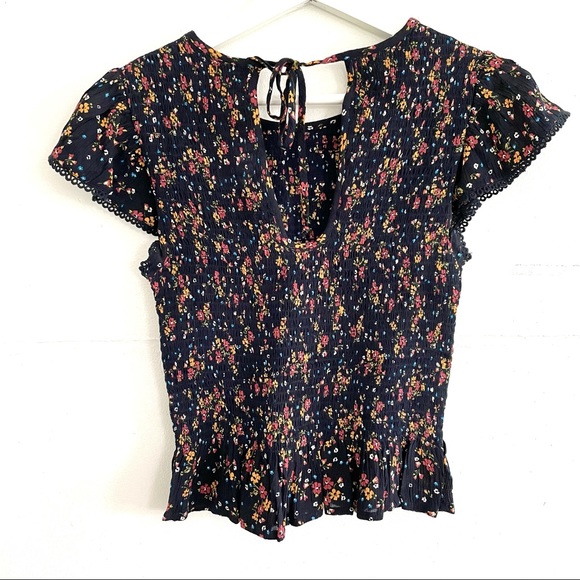 NWT PATRONS OF PEACE Lace Floral Crop Sleeve Top S - Picture 2 of 4